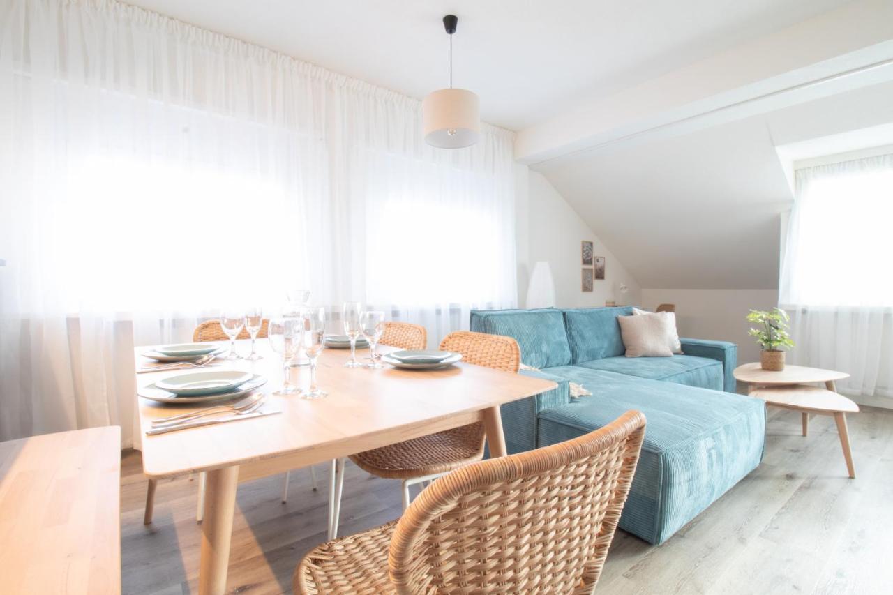 Loewe Apartment Blau นอยเฮาเซิน อัม ไรห์นฟอล ภายนอก รูปภาพ